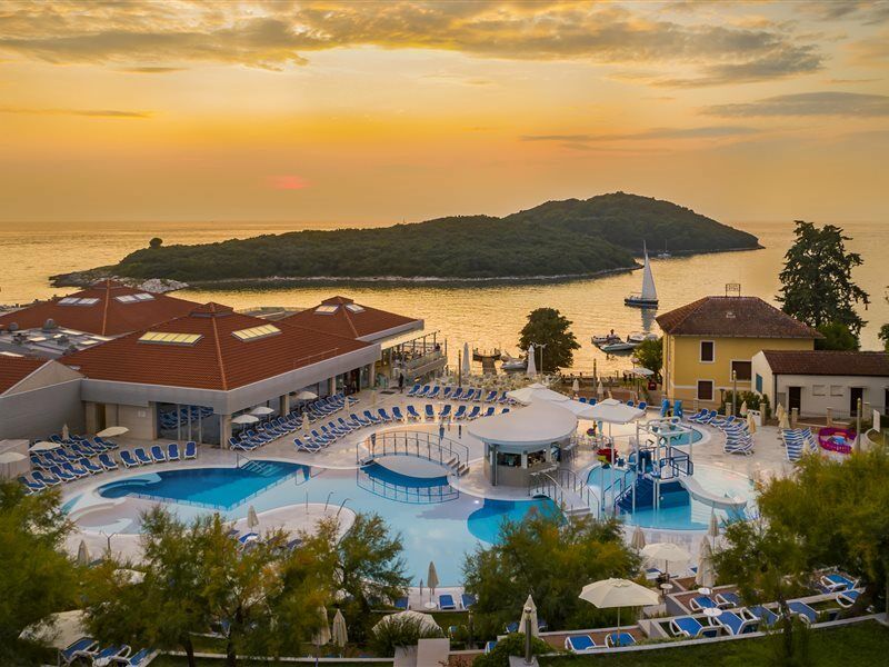 Maistra Select Belvedere Resort Vrsar Exterior photo